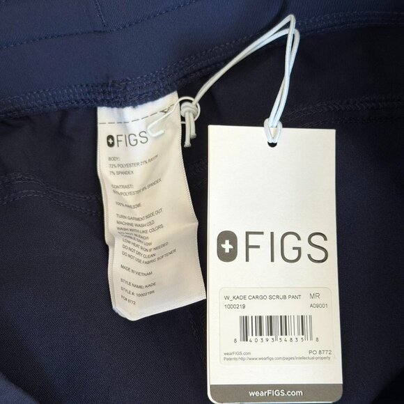 Figs Kade Cargo Scrub Pants in Navy, Size Medium - Picture 9 of 9